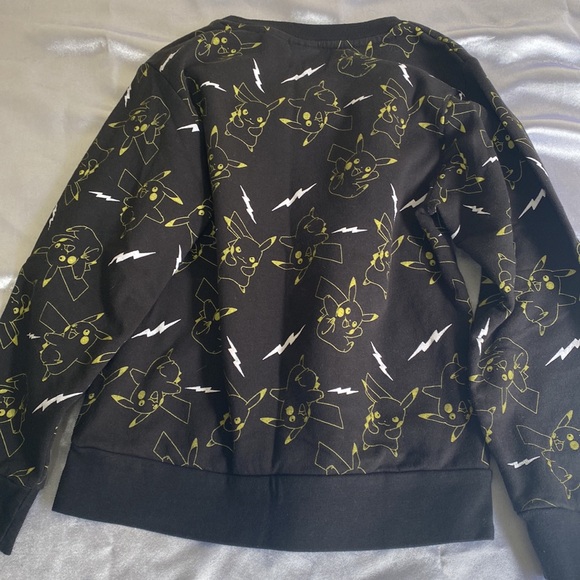 Pokemon Pikachu Sweatshirt Size M - Picture 4 of 7